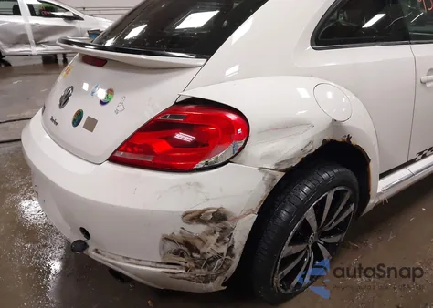 2012 Volkswagen Beetle 2.0T Turbo Launch Edition from USA, damaged, VIN 3VWVA7AT3CM604306